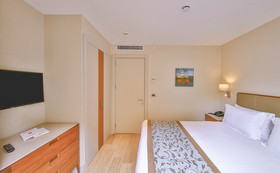 Tzl Suites