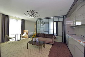 Upsuites Hotel