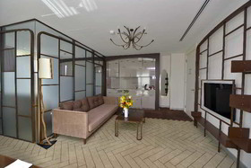 Upsuites Hotel