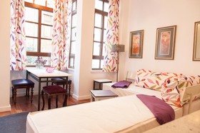 Villa Pera Suite Hotel