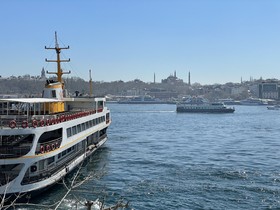 Weingart Port Hotel