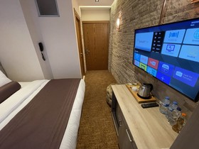 Weingart Port Hotel