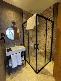 Weingart Port Hotel