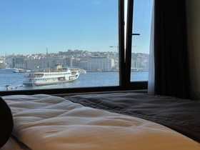 Weingart Port Hotel