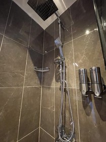 Weingart Port Hotel