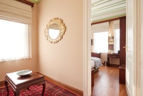 White Palace Old City Boutique Hotel