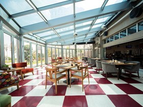WOW Airport Hotel
