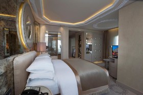 Wyndham Grand Istanbul Kalamis Marina Hotel