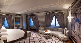 Wyndham Grand Istanbul Kalamis Marina Hotel