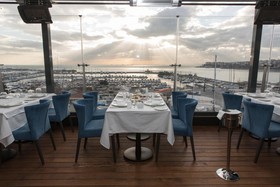 Wyndham Grand Istanbul Kalamis Marina Hotel