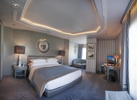 Wyndham Grand Istanbul Kalamis Marina Hotel