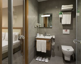 Yasmak Comfort Hotel