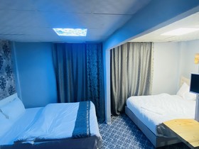 Zeus Convenient Suit Istanbul