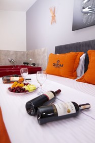 Zoom Hotel