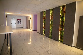Zoom Hotel