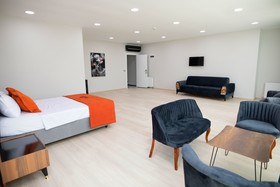 Zoom Hotel