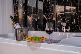 Avsa Artemis Hotel
