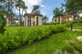 Marisstone Hotel Villa