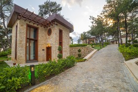 Marisstone Hotel Villa