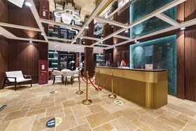 Marisstone Hotel Villa