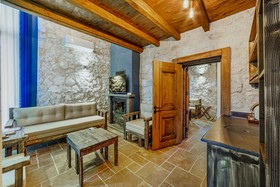 Marisstone Hotel Villa