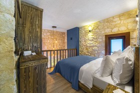Marisstone Hotel Villa