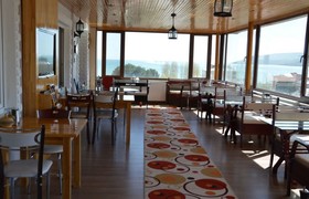 Dinc Otel