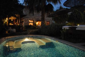 Mandarin & Mango Otel
