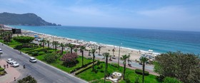 Alanya Ögretmen Evi