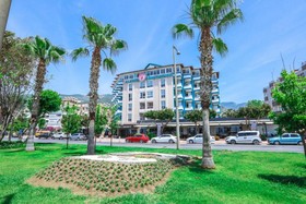 Alanya Ögretmen Evi