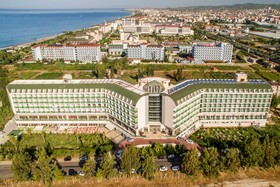 Hedef Beach Resort & Spa