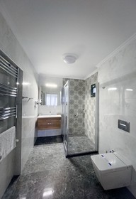 Beacon Hill Suites