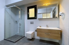 Beacon Hill Suites