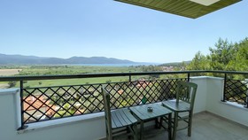Beacon Hill Suites
