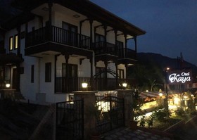 Kaya Hotel