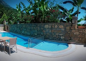Kaya Hotel
