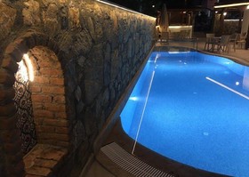 Kaya Hotel