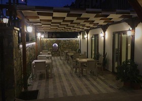 Kaya Hotel