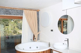 Shimal Residences & Hotel