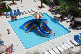 Club Alpina Apartments Hotel