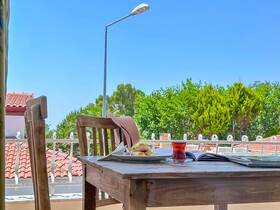 Abelia Hotel