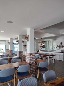 Ayvalik Mavi Çam Otel