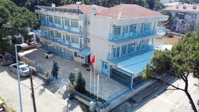 Ayvalik Mavi Çam Otel