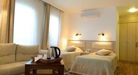 Bay Nihat Otel Lale