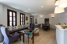 Bouti Ayvalik Otel