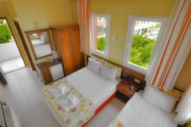 Cunda Hotel Ezer