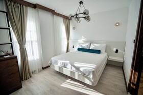 Lina Guest House