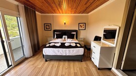 Olive Branch Hotel