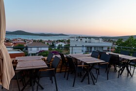 Qara Otel