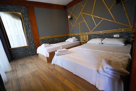 QCunda Otel and Restaurant